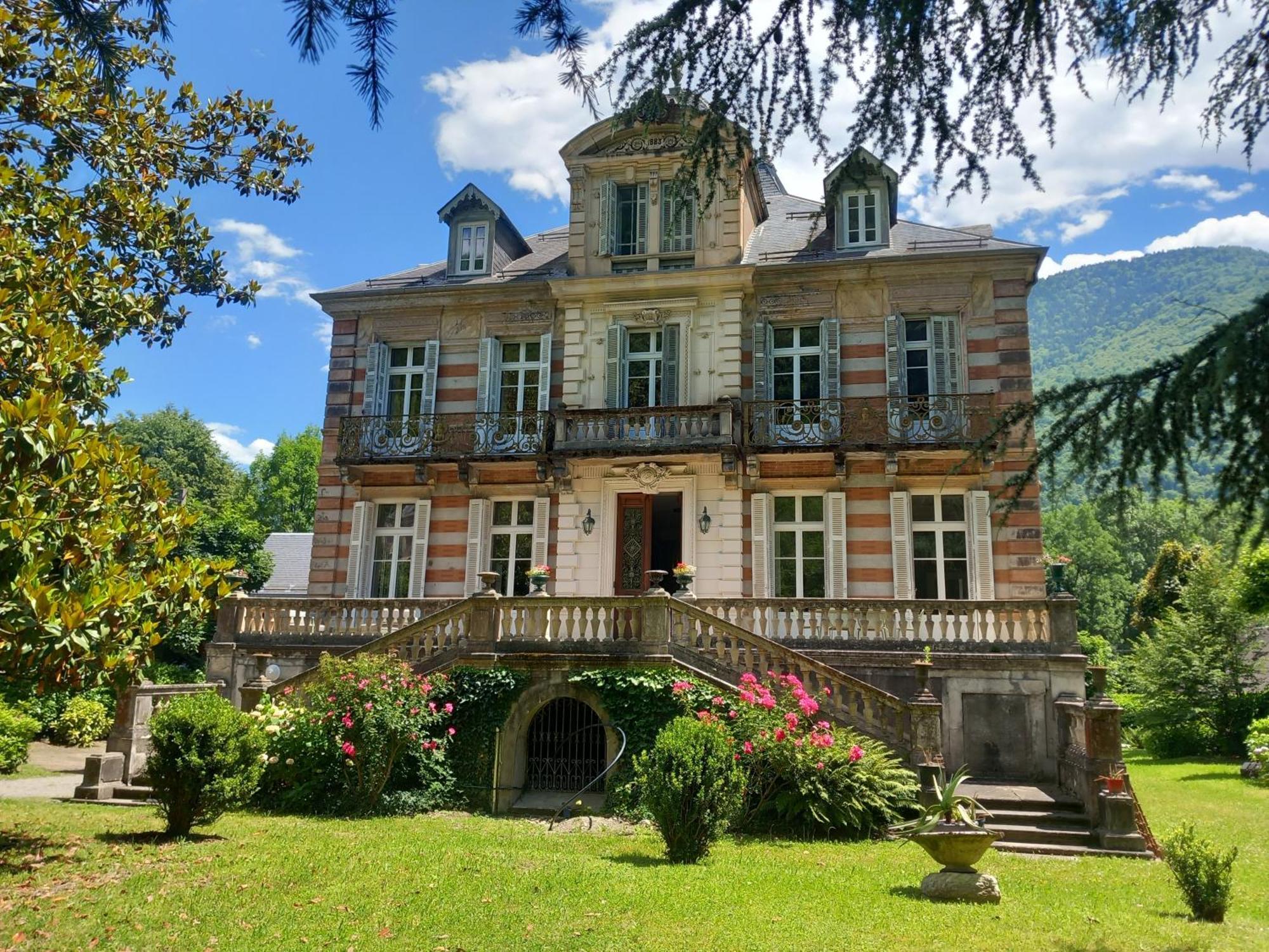 Villa Du Lys Bagnères-de-Luchon Exterior foto